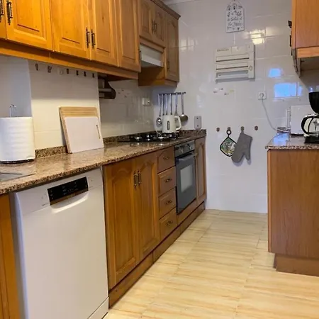 Spacious In / Maximum 6 *